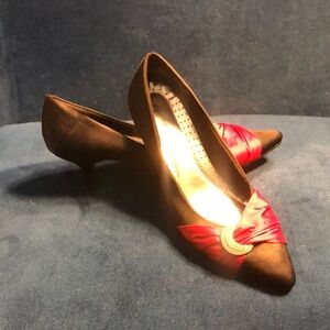 Elegant Black and Red Women's Shoes